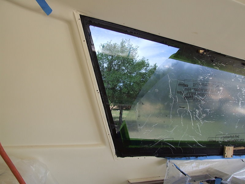 Installation of the Side Window Moldings