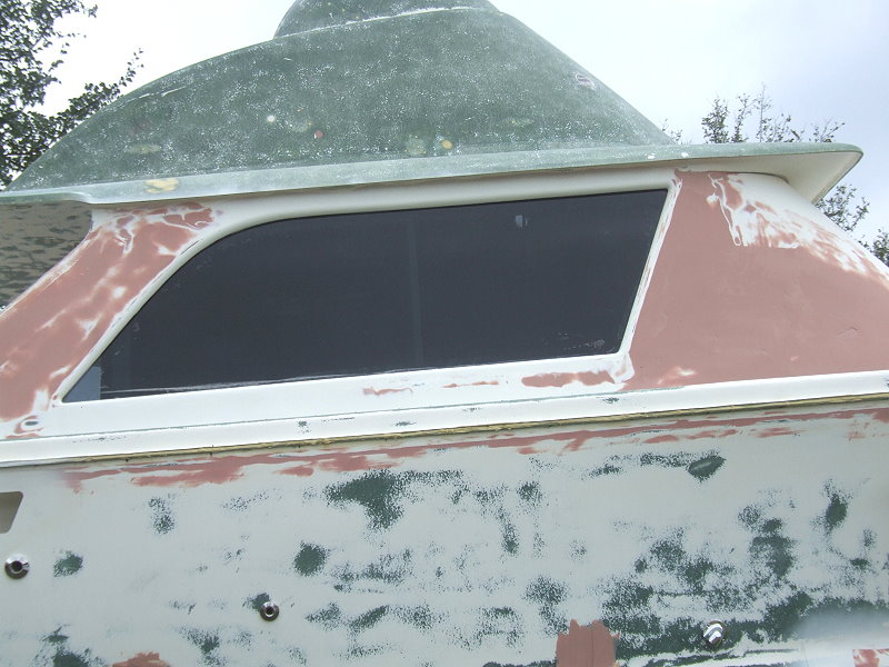 Installation of the Side Window Moldings